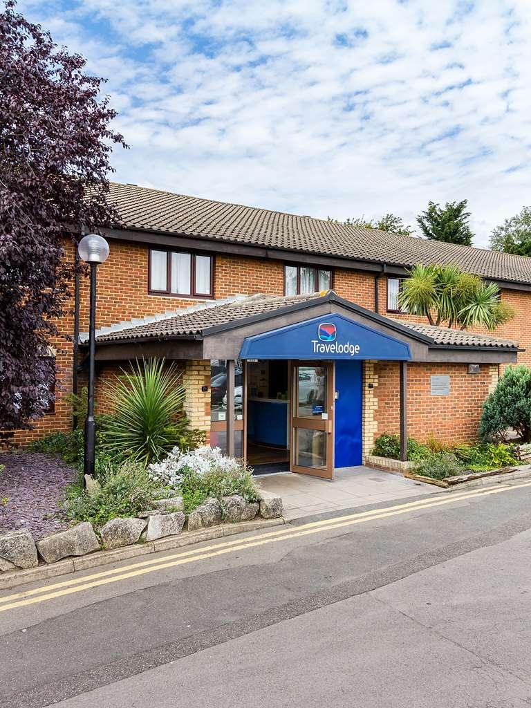 Travelodge London Wimbledon Morden Morden  Eksteriør billede